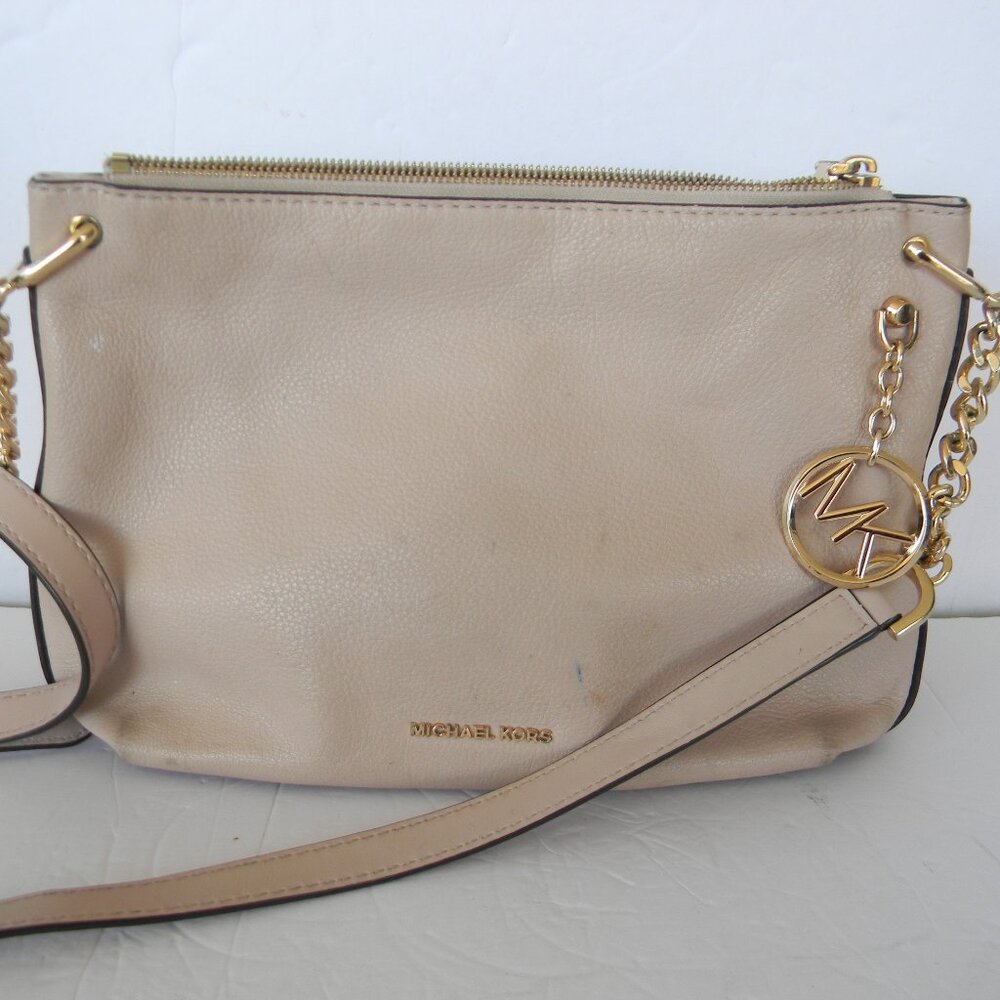 Michael Kors BEIGE/NUDE Lillie Medium Pebbled Crossbody Bag Gold Hardware